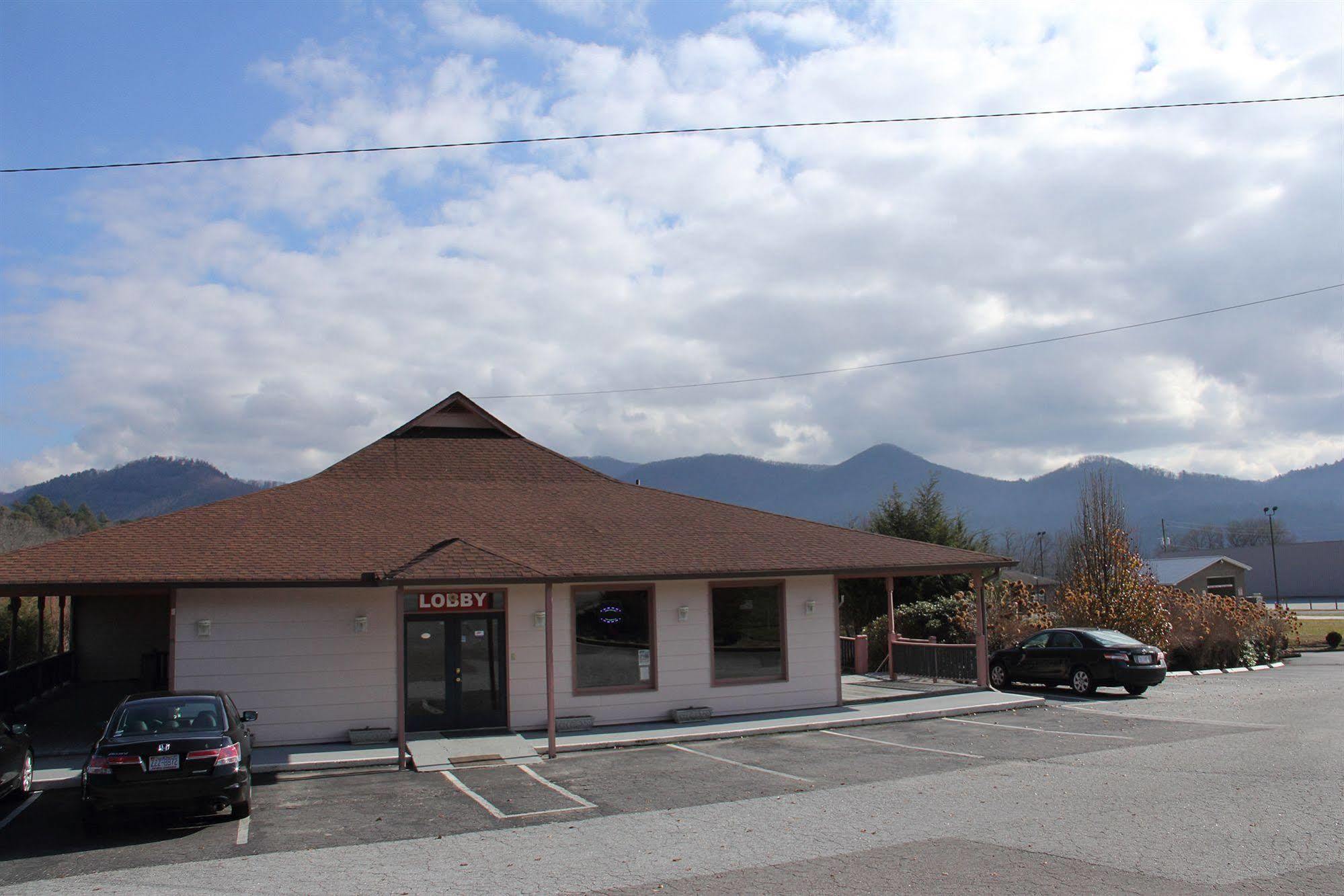 Mountain Valley Inn Dillard Exterior foto
